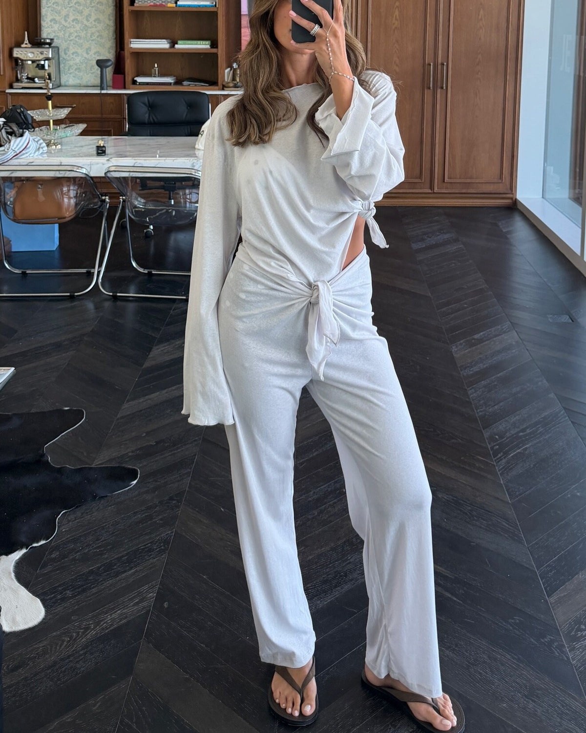 Karina & Tie Light Gray
