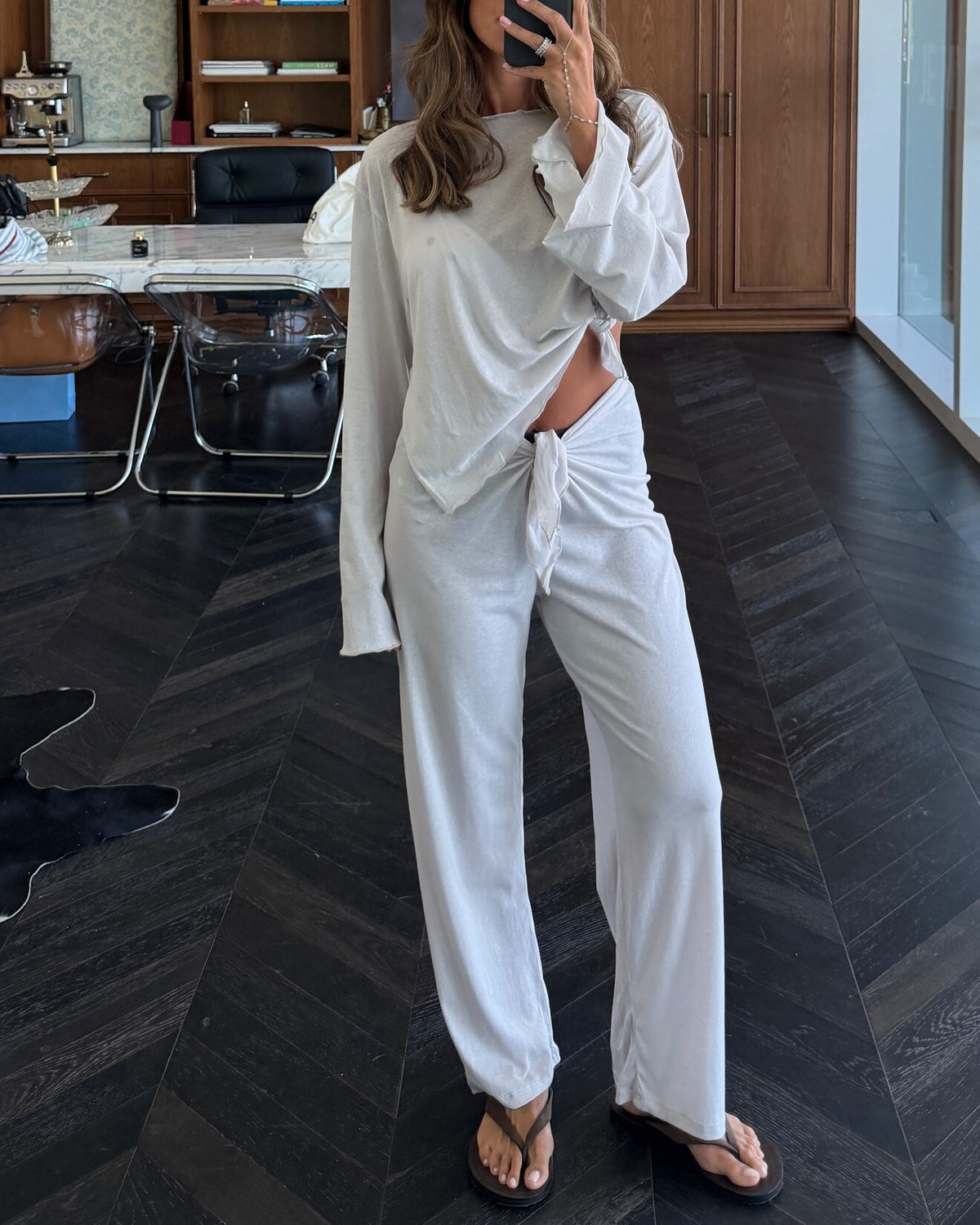Karina & Tie Light Gray