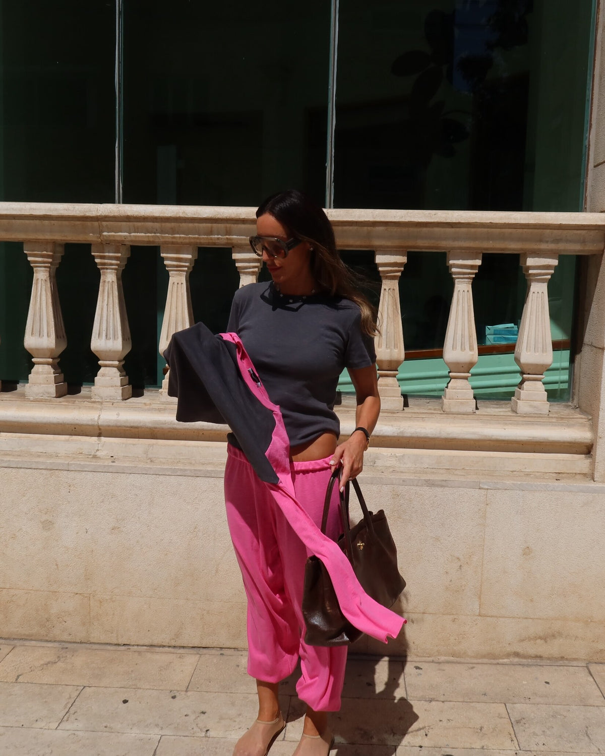 Toni Gray & Pink, photo 2 of 6
